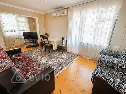 Kirayə verilir 2 otaqlı köhnə tikili 60 m² — Bakı, Nizami 2 otaq 60.00 m²