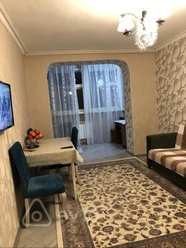 Kirayə verilir 1 otaqlı köhnə tikili 35 m²