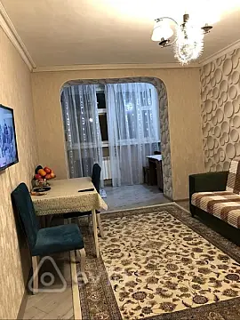 Kirayə verilir 1 otaqlı köhnə tikili 35 m² — Bakı, Nizami 1 otaq 35.00 m²