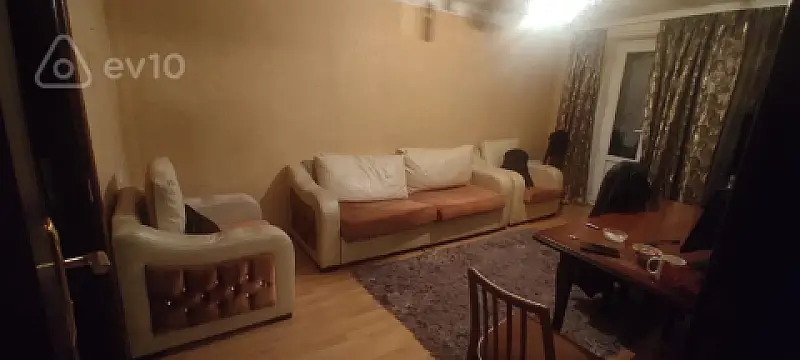 Kirayə verilir 3 otaqlı köhnə tikili 75 m² — Bakı, Nərimanov 3 otaq 75.00 m²