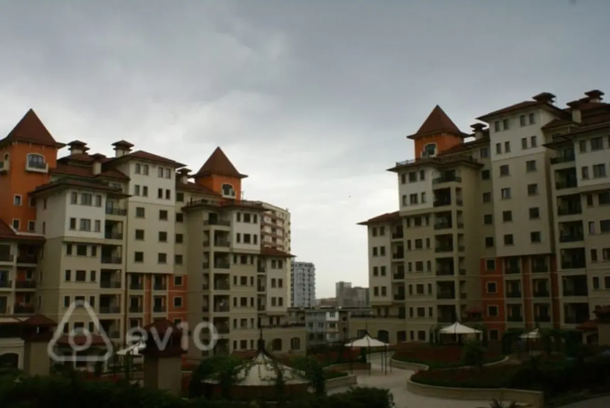 Satılır 4 otaqlı yeni tikili 535 m²