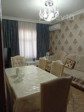 Satılır 3 otaqlı köhnə tikili 70 m² — Bakı, Nizami 3 otaq 70.00 m²