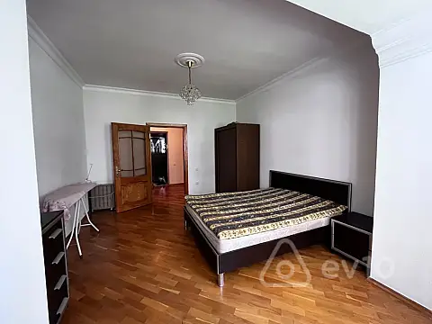 Kirayə verilir 2 otaqlı köhnə tikili 85 m² — Bakı, Yasamal 2 otaq 85.00 m²