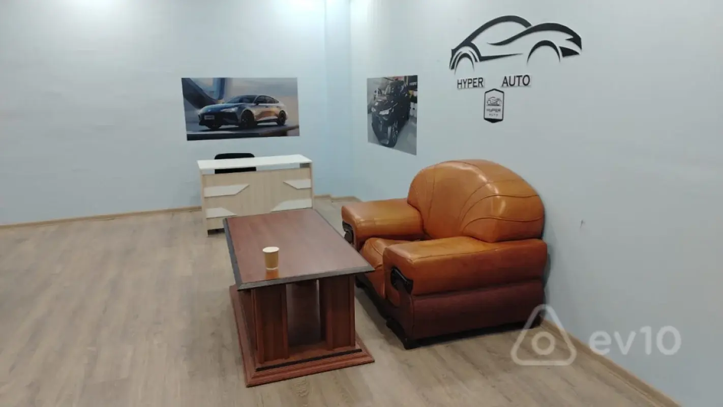 Kirayə verilir 1 otaqlı ofis 50 m²