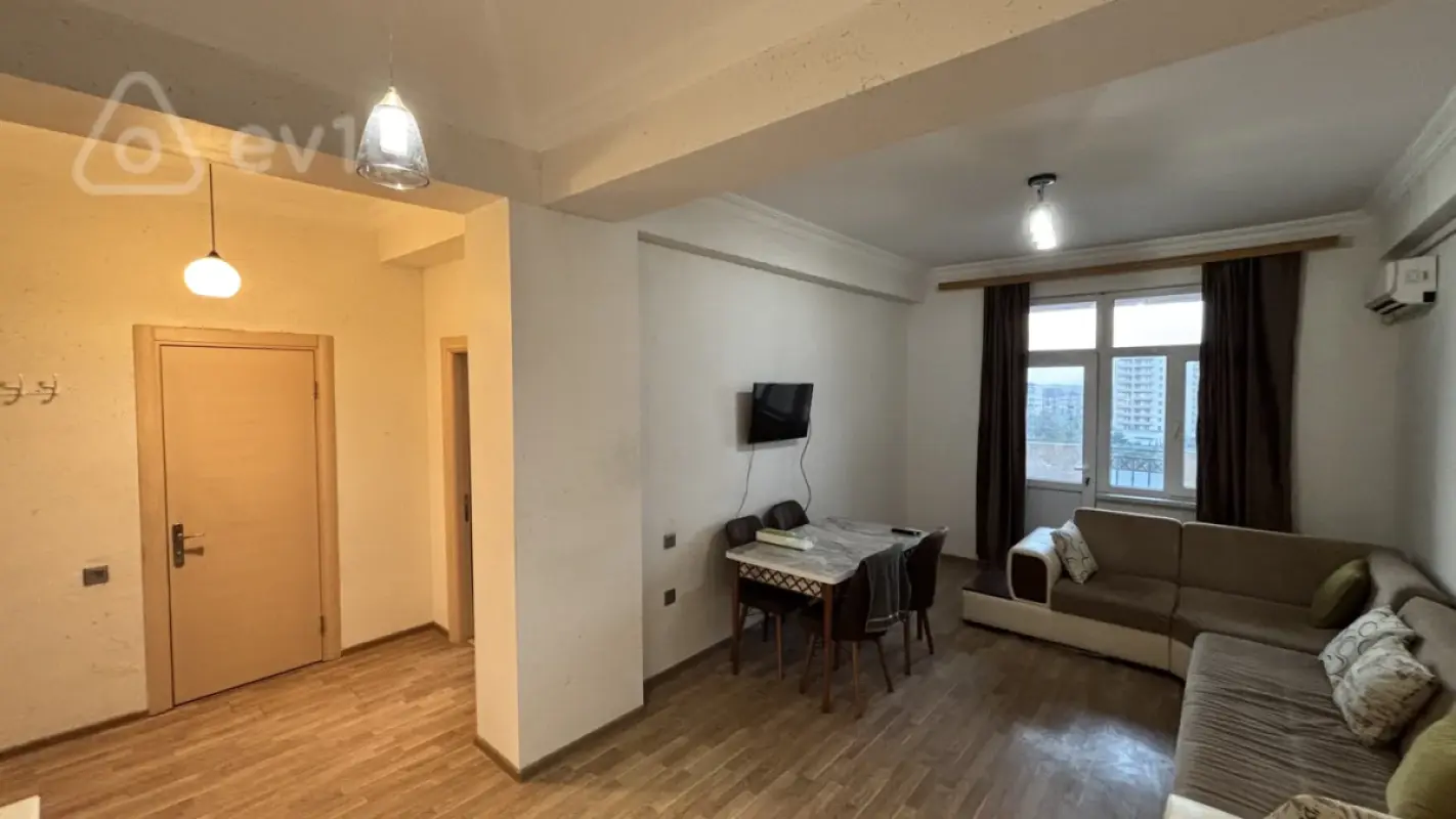 Kirayə verilir 2 otaqlı yeni tikili 60 m²