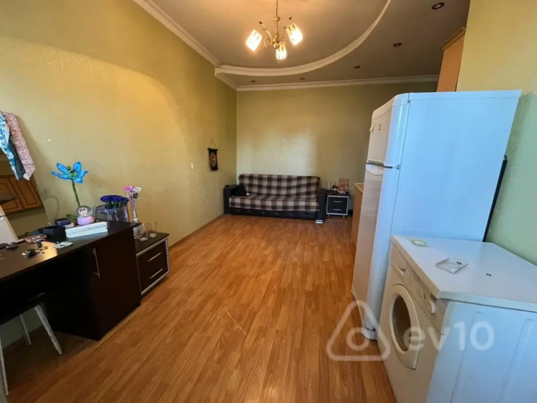 Kirayə verilir 2 otaqlı köhnə tikili 60 m²