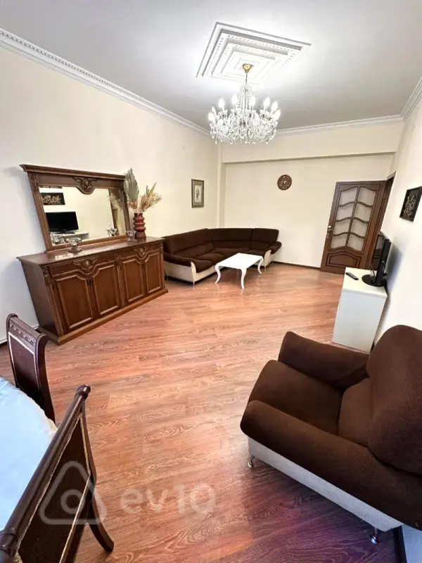 Kirayə verilir 3 otaqlı yeni tikili 100 m²