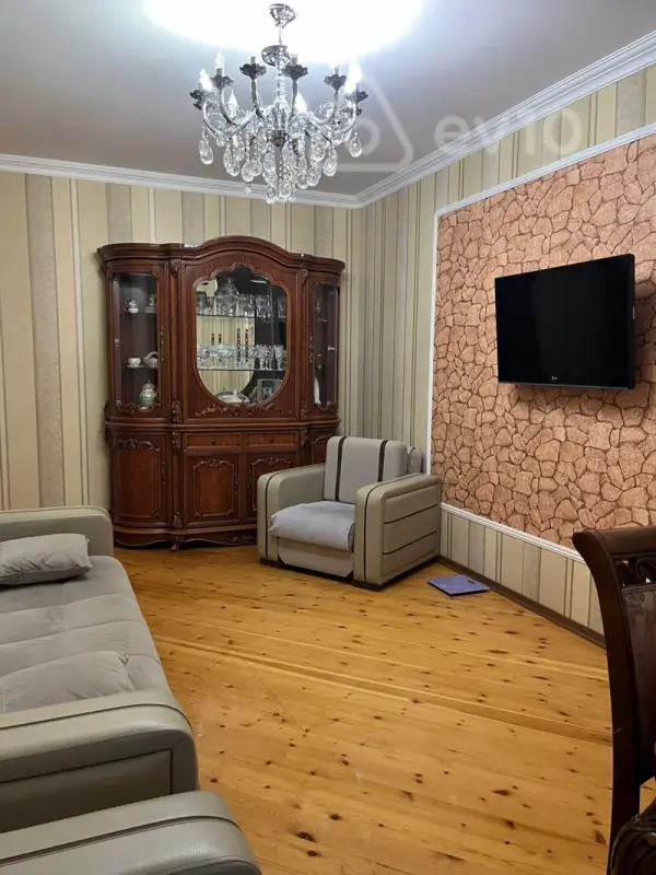 Kirayə verilir 2 otaqlı yeni tikili 60 m²