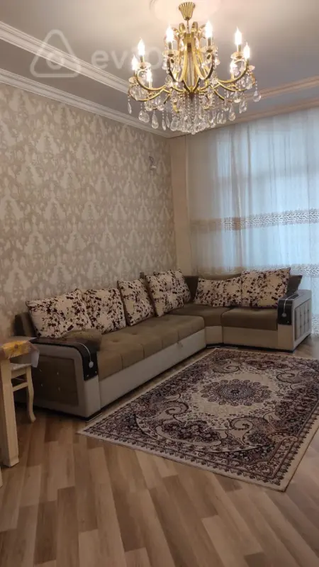 Kirayə verilir 2 otaqlı yeni tikili 70 m²