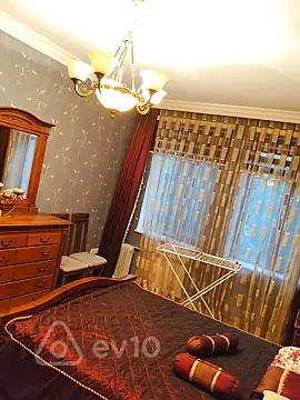Kirayə verilir 3 otaqlı köhnə tikili 80 m² — Bakı, Yasamal 3 otaq 80.00 m²