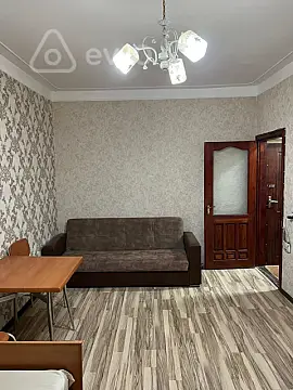 Kirayə verilir 1 otaqlı köhnə tikili 40 m² — Bakı, Nəsimi 1 otaq 40.00 m²
