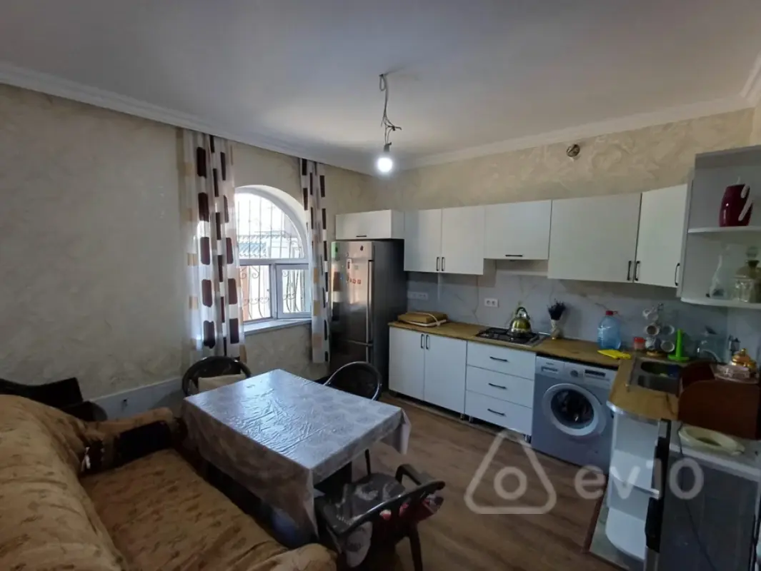 Kirayə verilir 3 otaqlı həyət evi 6 m²