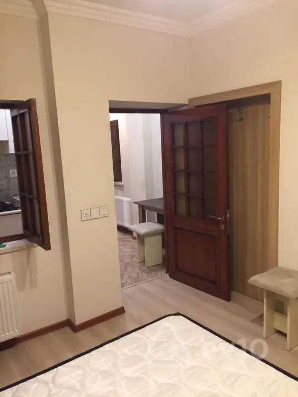 Kirayə verilir 1 otaqlı köhnə tikili 35 m²