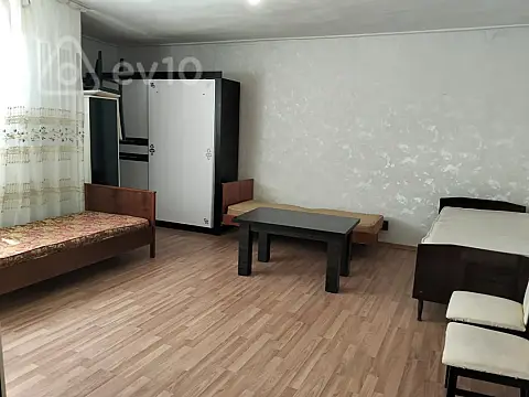 Kirayə verilir 2 otaqlı köhnə tikili 80 m² — Bakı, Yasamal 2 otaq 80.00 m²