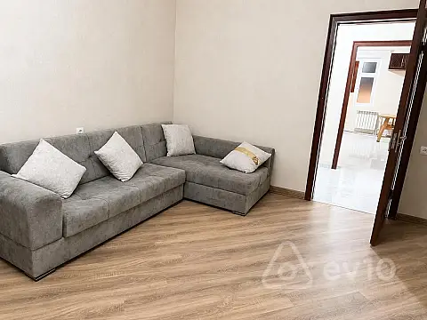 Kirayə verilir 3 otaqlı köhnə tikili 85 m² — Bakı, Nərimanov 3 otaq 85.00 m²