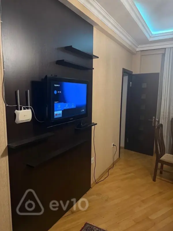 Kirayə verilir 17 otaqlı yeni tikili 60 m²