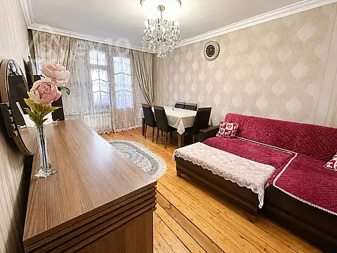 Kirayə verilir 3 otaqlı köhnə tikili 55 m² — Bakı, Nizami 3 otaq 55.00 m²