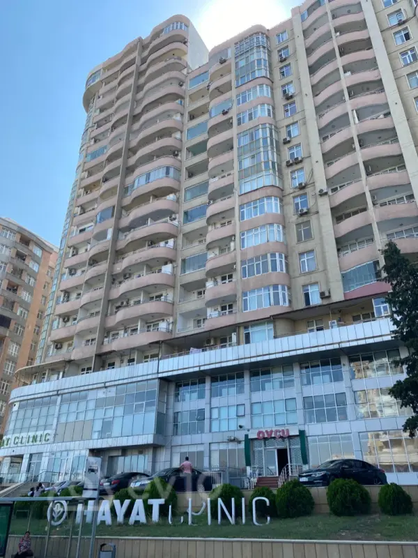Satılır 5 otaqlı yeni tikili 202 m²