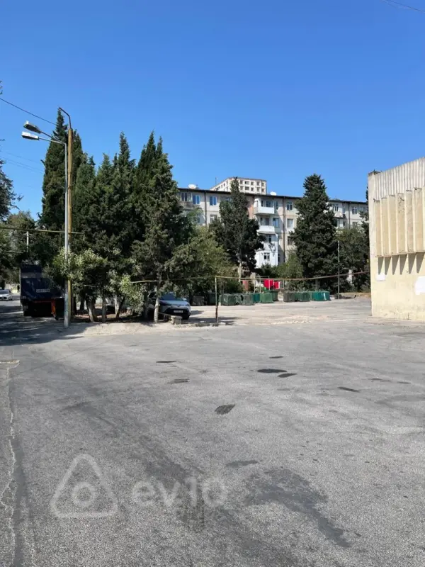 Satılır 2 otaqlı köhnə tikili 50 m²