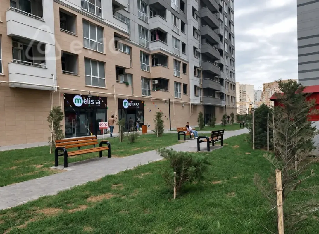 Satılır 2 otaqlı yeni tikili 50 m²
