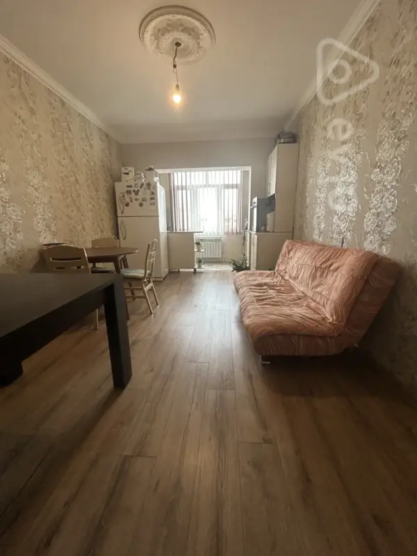 Satılır 3 otaqlı köhnə tikili 65 m²