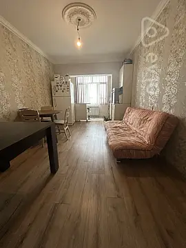 Satılır 3 otaqlı köhnə tikili 65 m² — Bakı, Binəqədi 3 otaq 65.00 m²