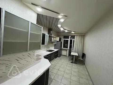 Kirayə verilir 3 otaqlı yeni tikili 220 m² — Bakı, Nəsimi 3 otaq 220.00 m²