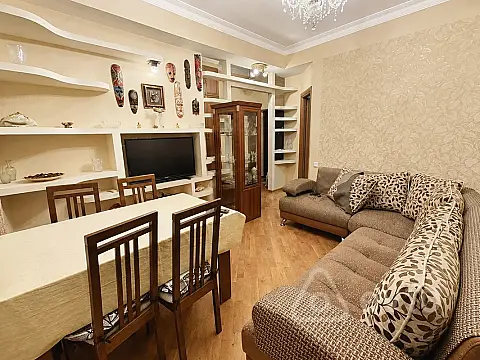 Kirayə verilir 2 otaqlı yeni tikili 55 m² — Bakı, Nizami 2 otaq 55.00 m²