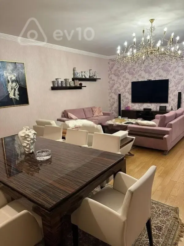 Satılır 4 otaqlı yeni tikili 190 m²