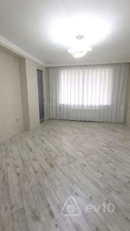 Satılır 2 otaqlı yeni tikili 92 m²