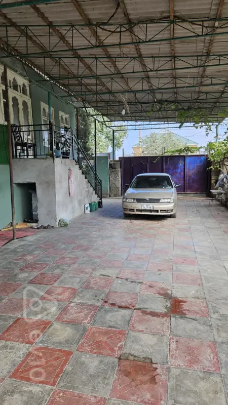 Satılır 5 otaqlı həyət evi 30 m²