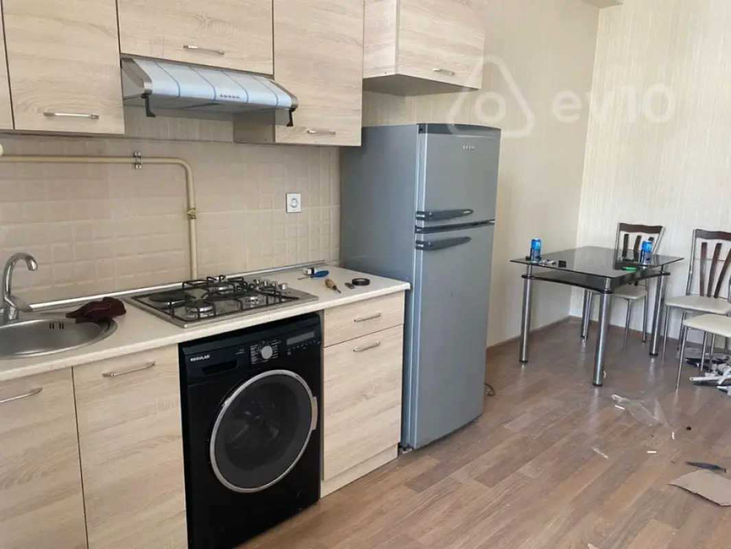 Kirayə verilir 2 otaqlı yeni tikili 42 m²