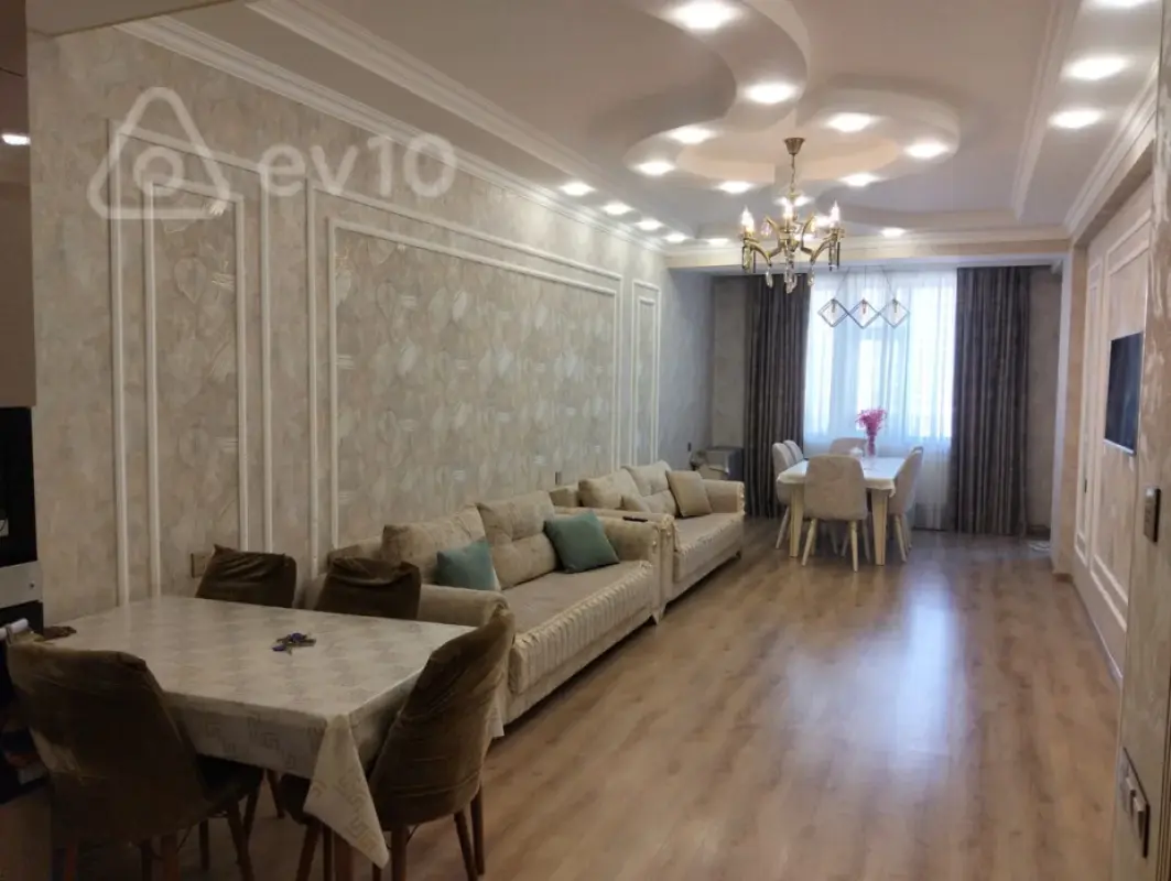 Kirayə verilir 3 otaqlı yeni tikili 100 m²