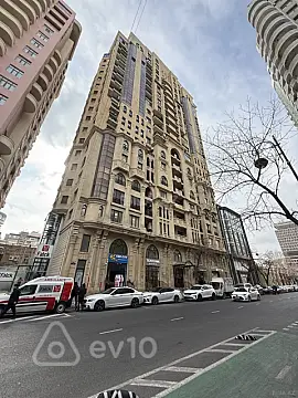 Satılır 4 otaqlı yeni tikili 250 m² — Bakı, Nəsimi 4 otaq 250.00 m²