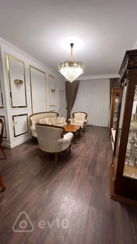 Kirayə verilir 3 otaqlı yeni tikili 110 m²