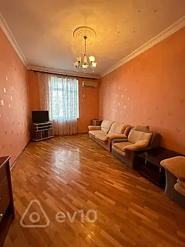 Kirayə verilir 3 otaqlı köhnə tikili 75 m² — Bakı, Nəsimi 3 otaq 75.00 m²