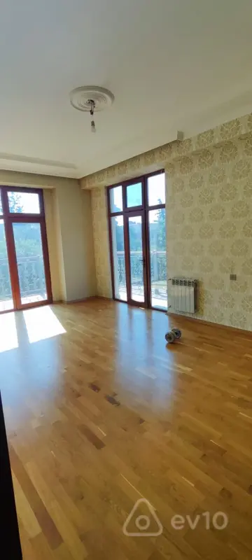 Satılır 2 otaqlı yeni tikili 70 m²