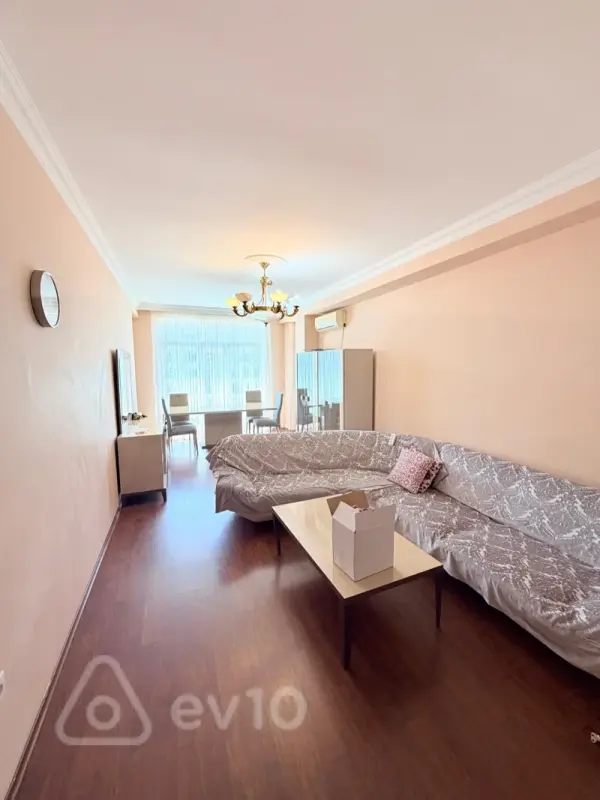 Kirayə verilir 2 otaqlı yeni tikili 95 m²