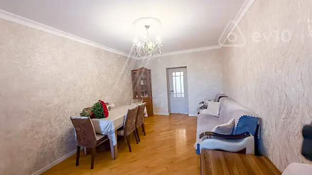 Satılır 3 otaqlı köhnə tikili 90 m² — Bakı, Binəqədi 3 otaq 90.00 m²