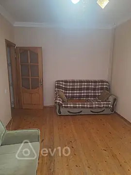 Kirayə verilir 2 otaqlı köhnə tikili 70 m² — Bakı, Nizami 2 otaq 70.00 m²