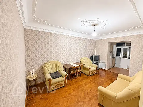 Satılır 2 otaqlı köhnə tikili 35 m² — Bakı, Nizami 2 otaq 35.00 m²