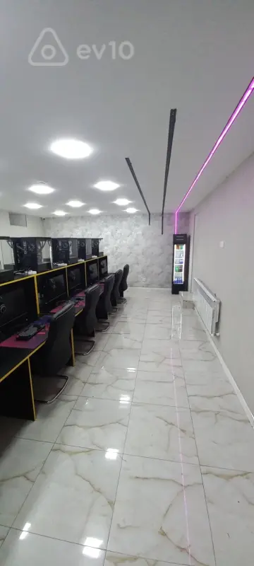 Satılır mənzil 101 m²