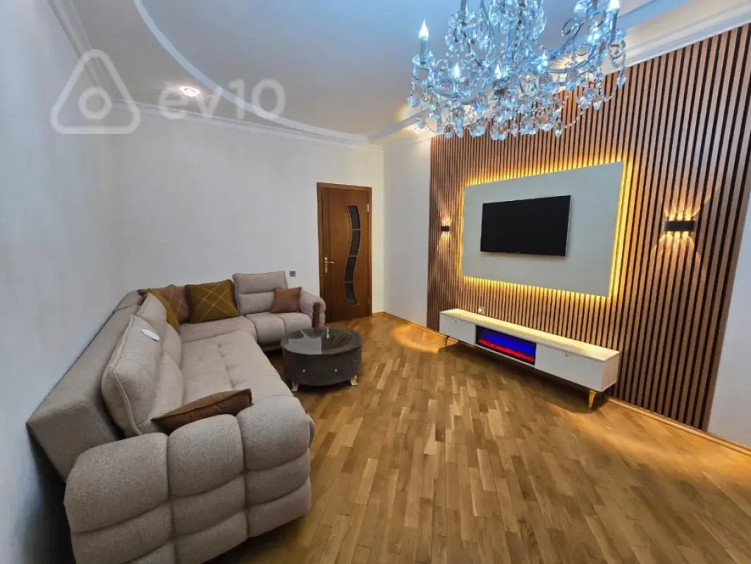 Kirayə verilir 2 otaqlı yeni tikili 70 m²