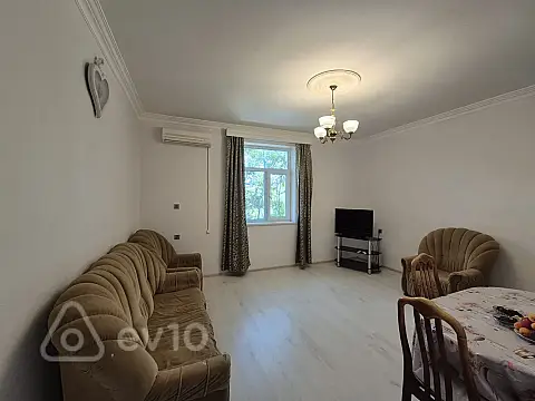 Kirayə verilir 2 otaqlı köhnə tikili 61 m² — Bakı, Nəsimi 2 otaq 61.00 m²