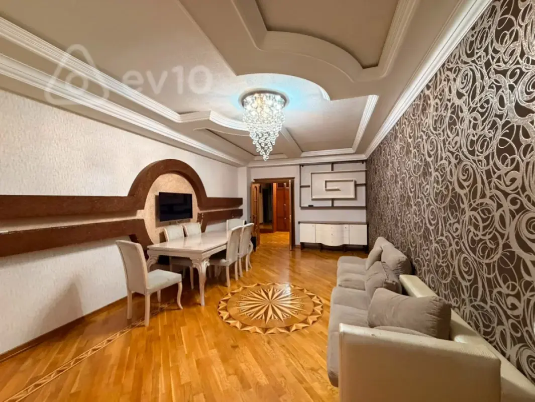 Kirayə verilir 3 otaqlı yeni tikili 125 m²