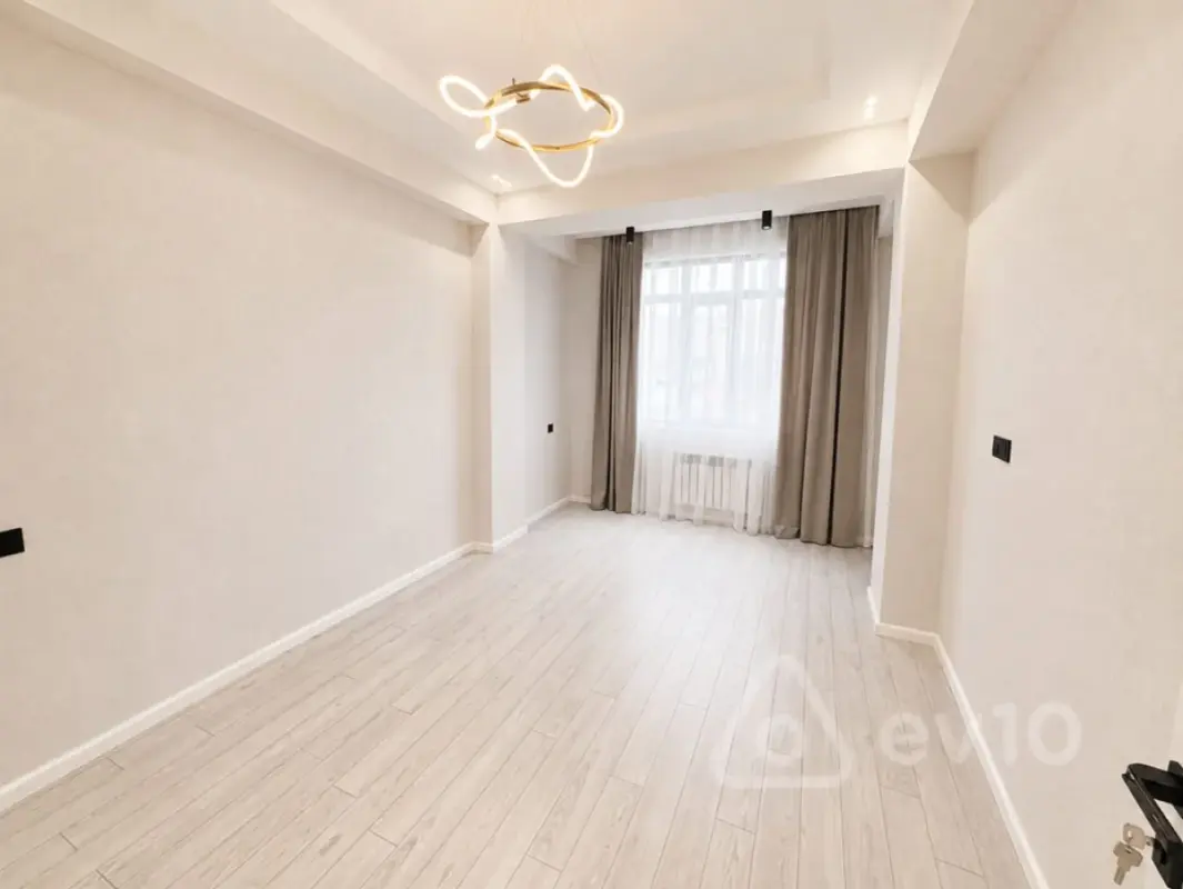 Satılır 3 otaqlı yeni tikili 74 m²