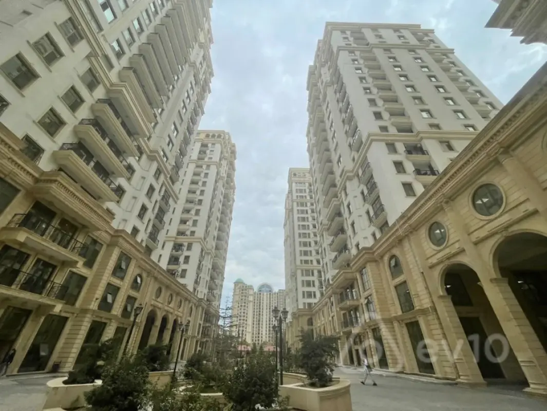 Satılır 3 otaqlı yeni tikili 150 m²