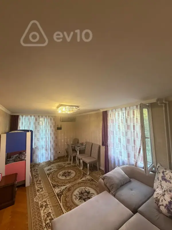 Kirayə verilir 1 otaqlı köhnə tikili 35 m²