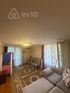 Kirayə verilir 1 otaqlı köhnə tikili 35 m² — Bakı, Yasamal 1 otaq 35.00 m²