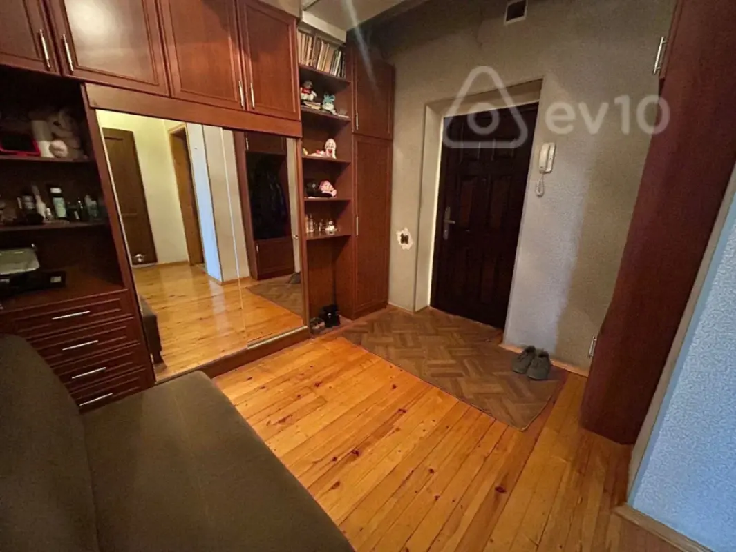 Satılır 2 otaqlı yeni tikili 80 m²